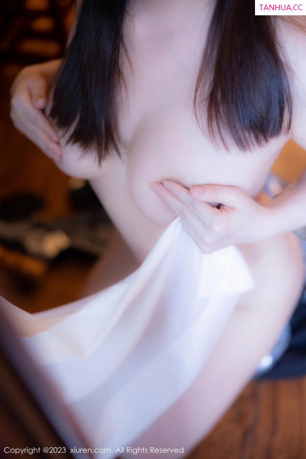 豆瓣酱  [XiuRen]高清写真图 2023.09.27 No.7448 豆瓣酱 苗族服饰第73张图片